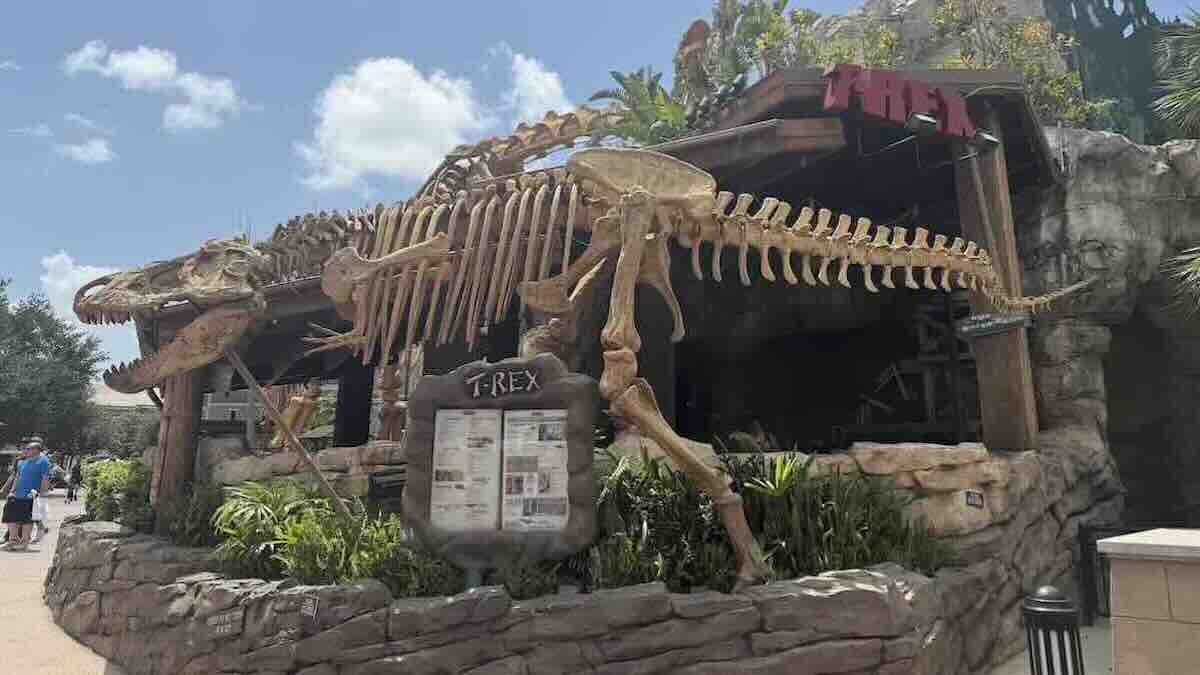 Is Dining at T-REX in Disney Springs Worth The Price?