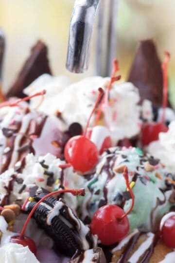 Disney's Famous Kitchen Sink Sundae Now Comes with a Free Souvenir