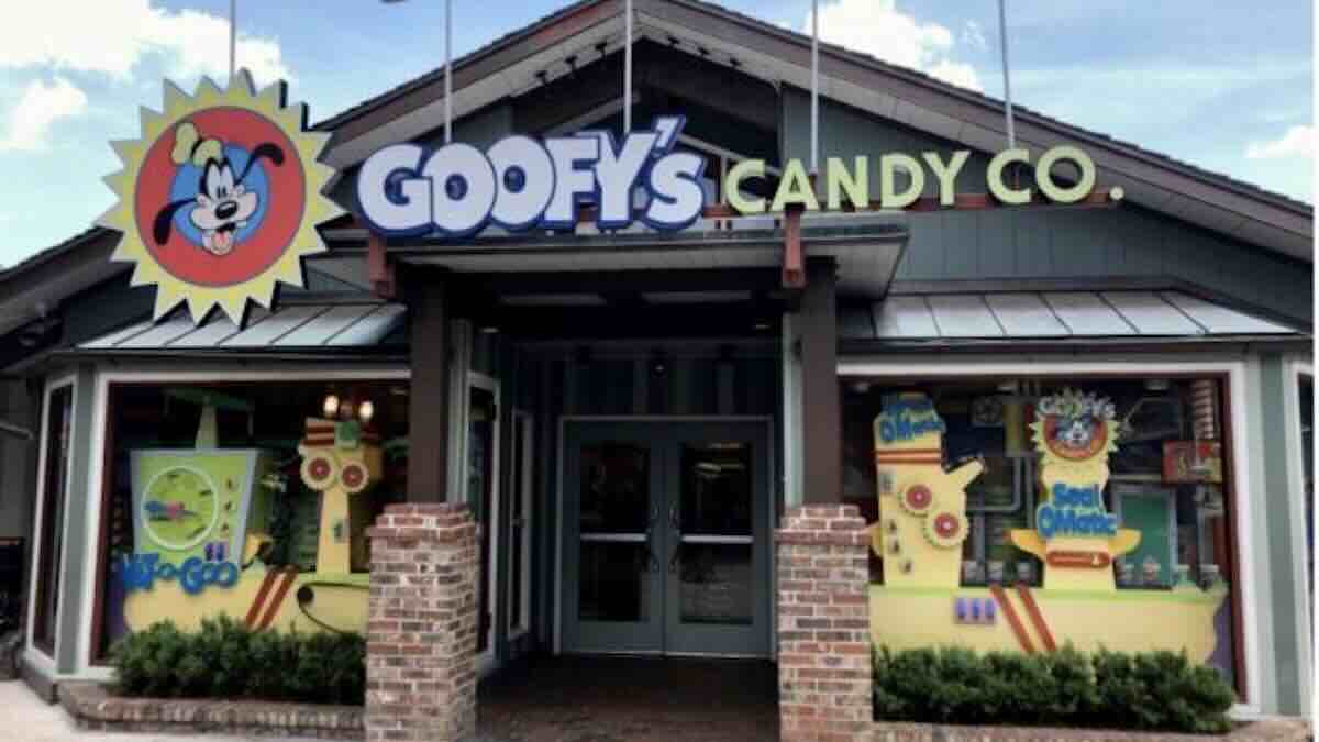 This Fan Favorite Snack Has Arrived At Disney Springs!