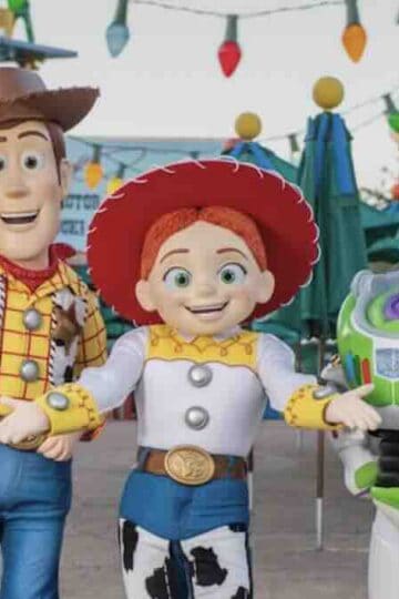 Toy Story Character Meets At Disney World Get An Updated Look
