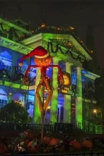 What You Need To Know For This Fan Favorite Holiday Overlay On This Popular Disney Attraction
