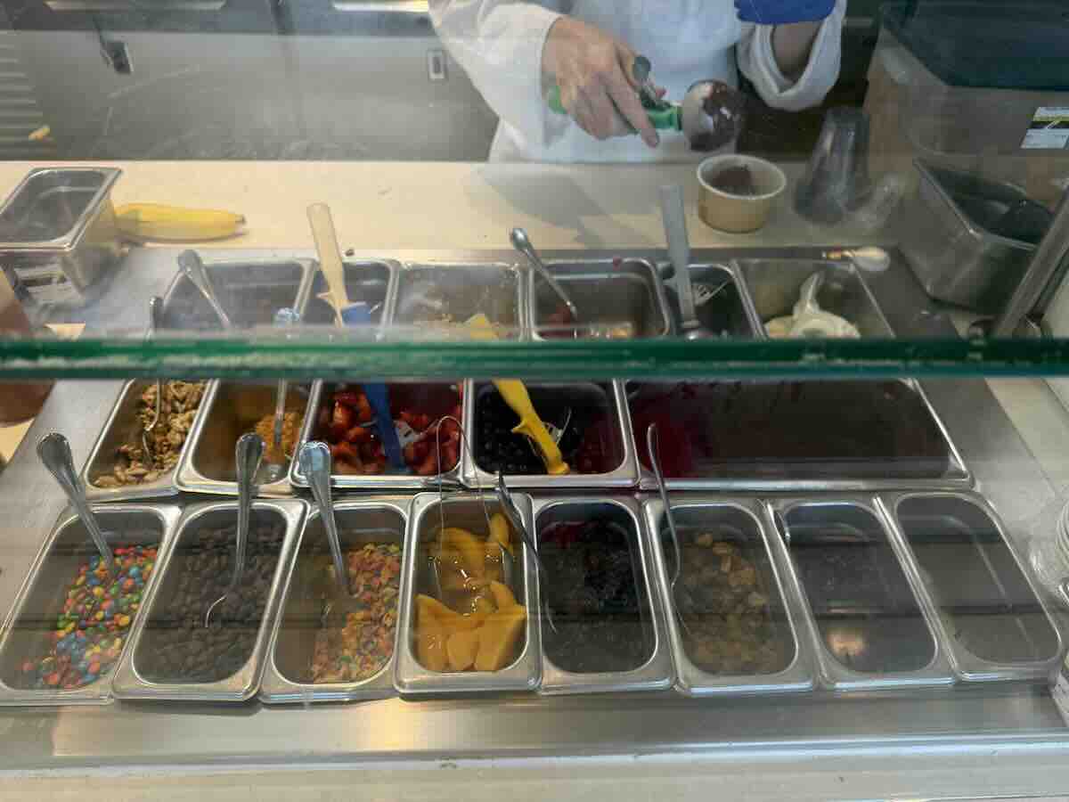 make your own parfait toppings