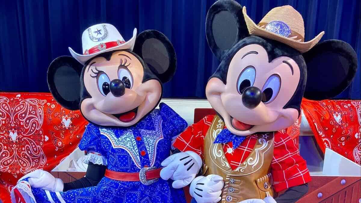 Disney Shares A Sneak Peek At This Exclusive Character Meet