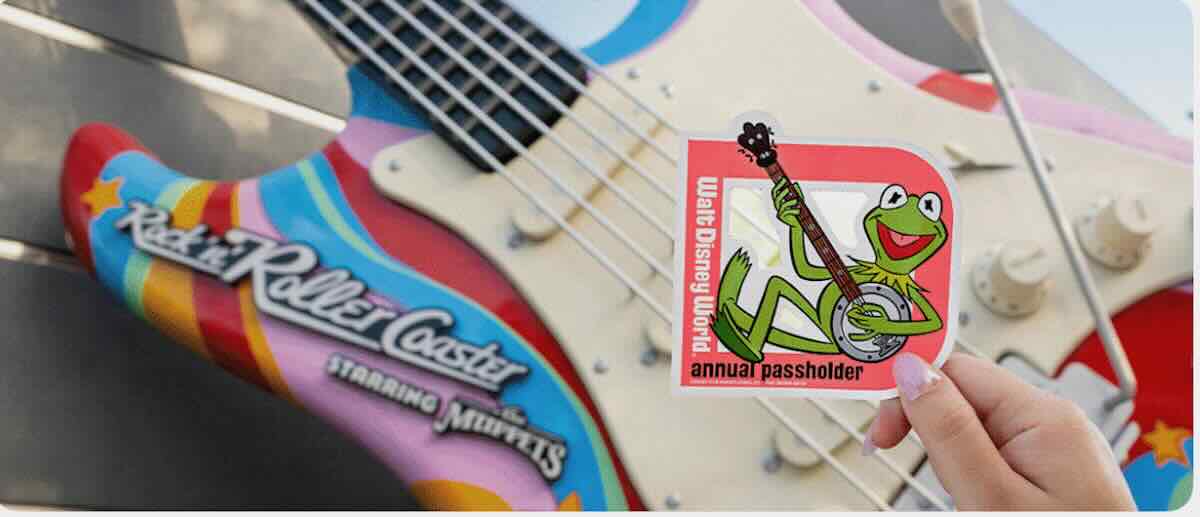annual passholder kermit magnet
