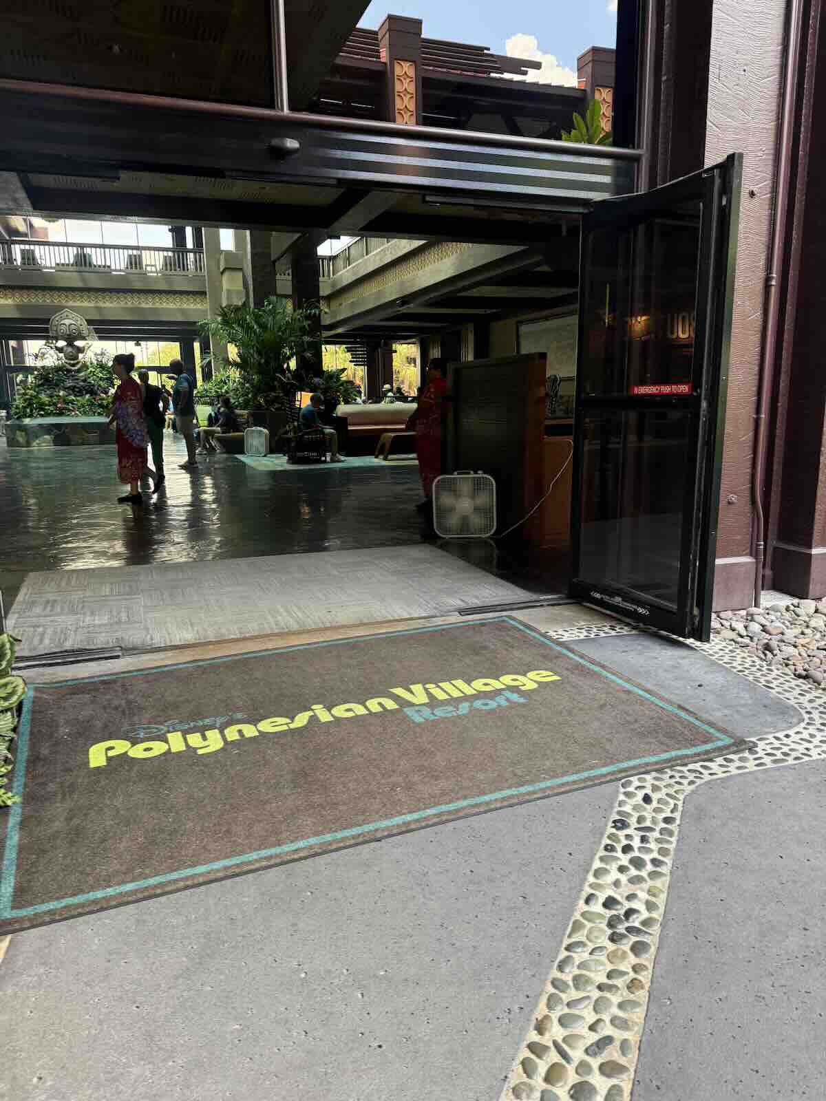poly main entrance fans