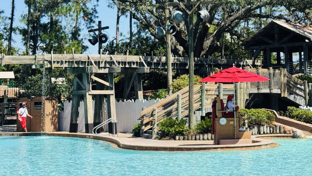 Now Even More Disney Hotel Pools Require Wristbands