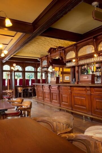 Rose and Crown pub
